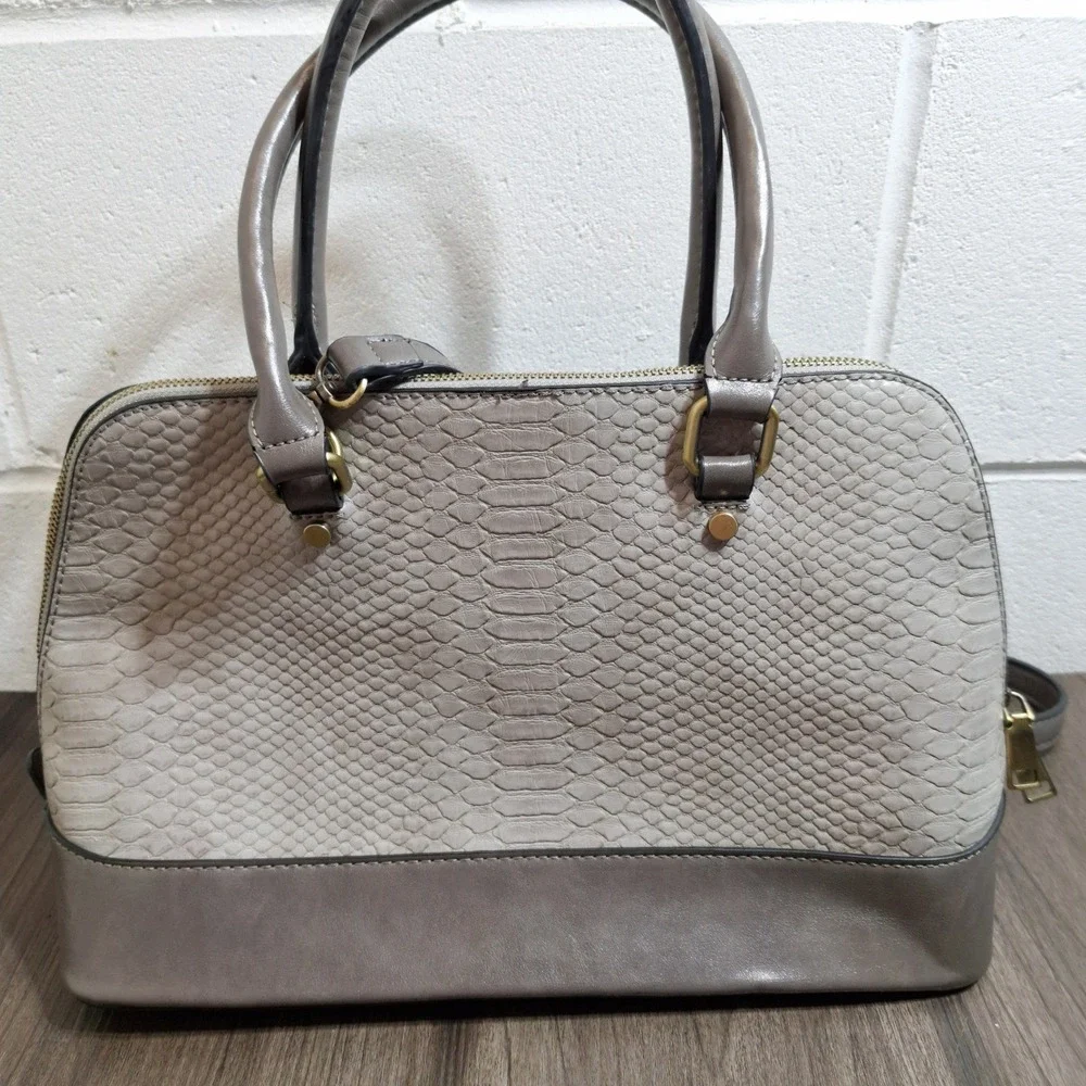 Simply Noelle Women's Gray Snakeskin Embossed Faux Leather Satchel Crossbody Bag